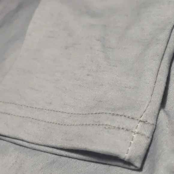 S  left🖤🤍New boutique ombre tunic - Picture 7 of 10